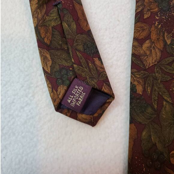 Vintage Woodward Men's 57 X 3 3/4 Burgundy Leaves Design Tie - Picture 3 of 6